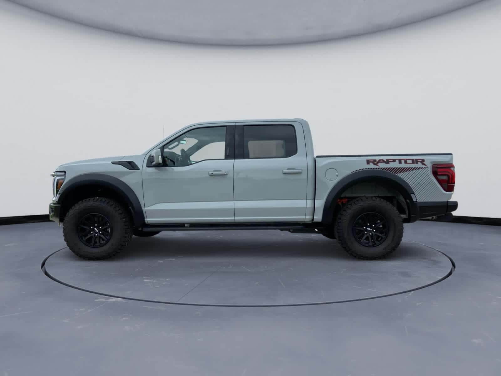 2026 Ford F-150 Raptor - Photo 9