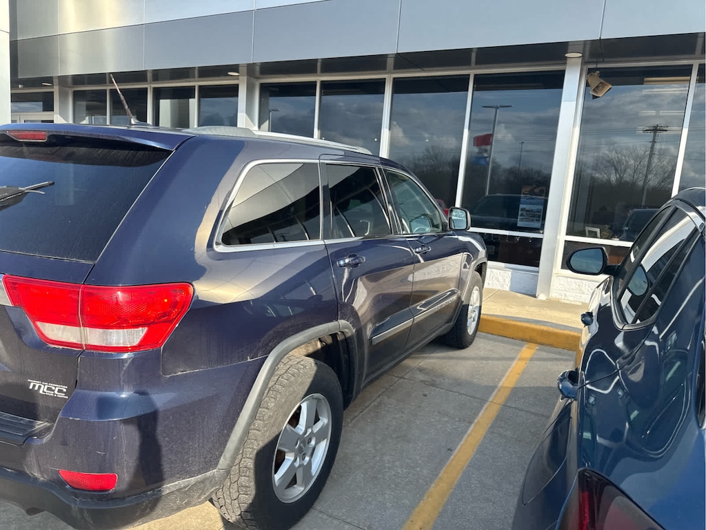 Used 2013 Jeep Grand Cherokee Laredo 4WD