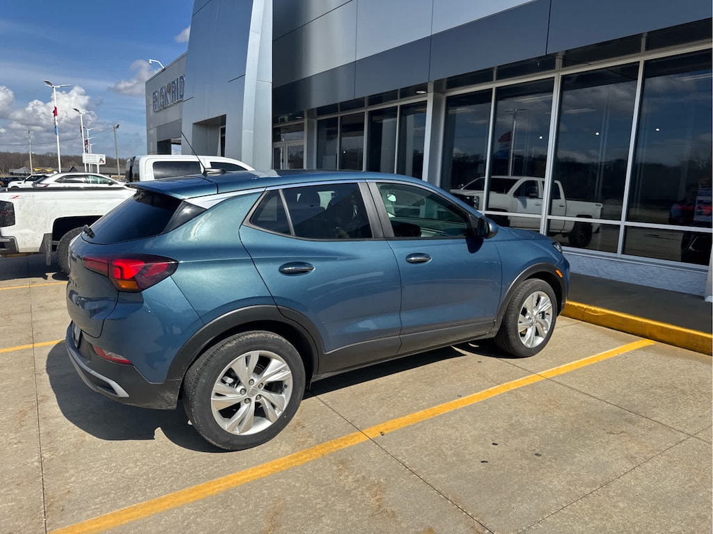 Used 2024 Buick Encore GX Preferred FWD