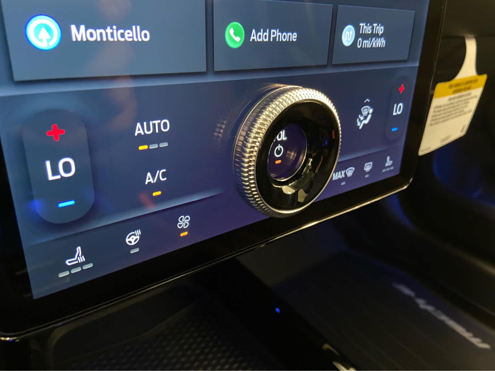 2025 Ford Mustang Mach-E Premium - Photo 43