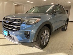 2026 Ford Explorer Active w/100A Pkg 4WD