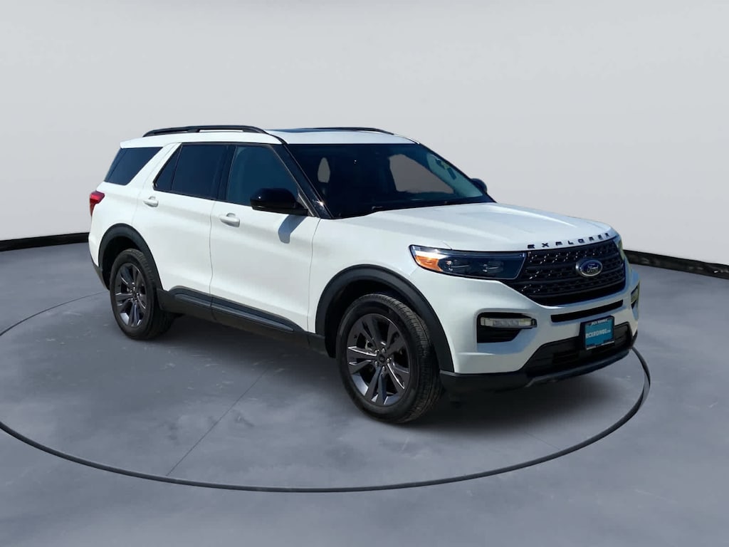 Used 2024 Ford Explorer XLT 4WD