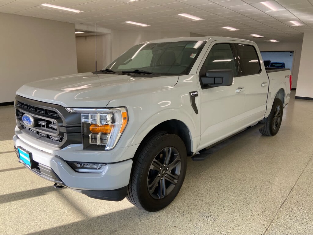 Used 2023 Ford F-150 XLT 4WD Supercrew 5.5 Box 4WD SuperCrew 5.5 Box