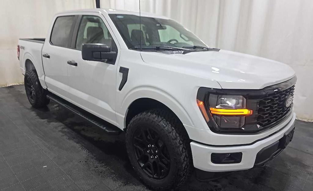 Used 2024 Ford F-150 STX 4WD Supercrew 5.5 Box 4WD SuperCrew 5.5 Box