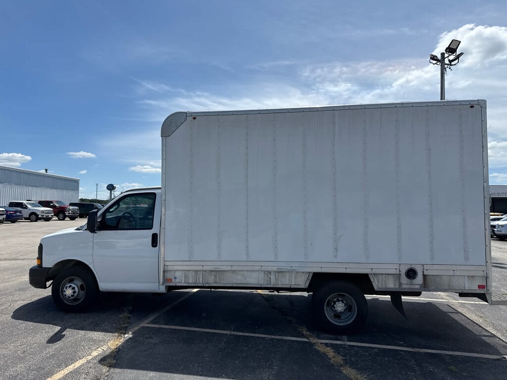 Used 2016 Chevrolet Express Commercial Cutaway 3500 Van 159 3500 Van 159