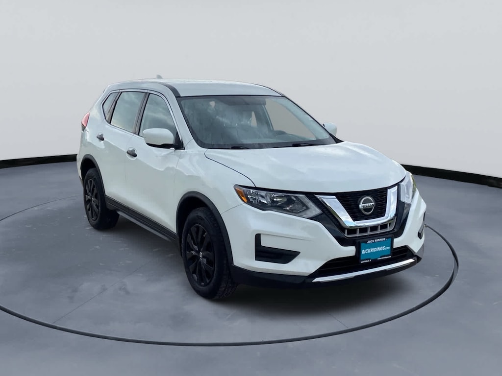 Used 2018 Nissan Rogue S AWD
