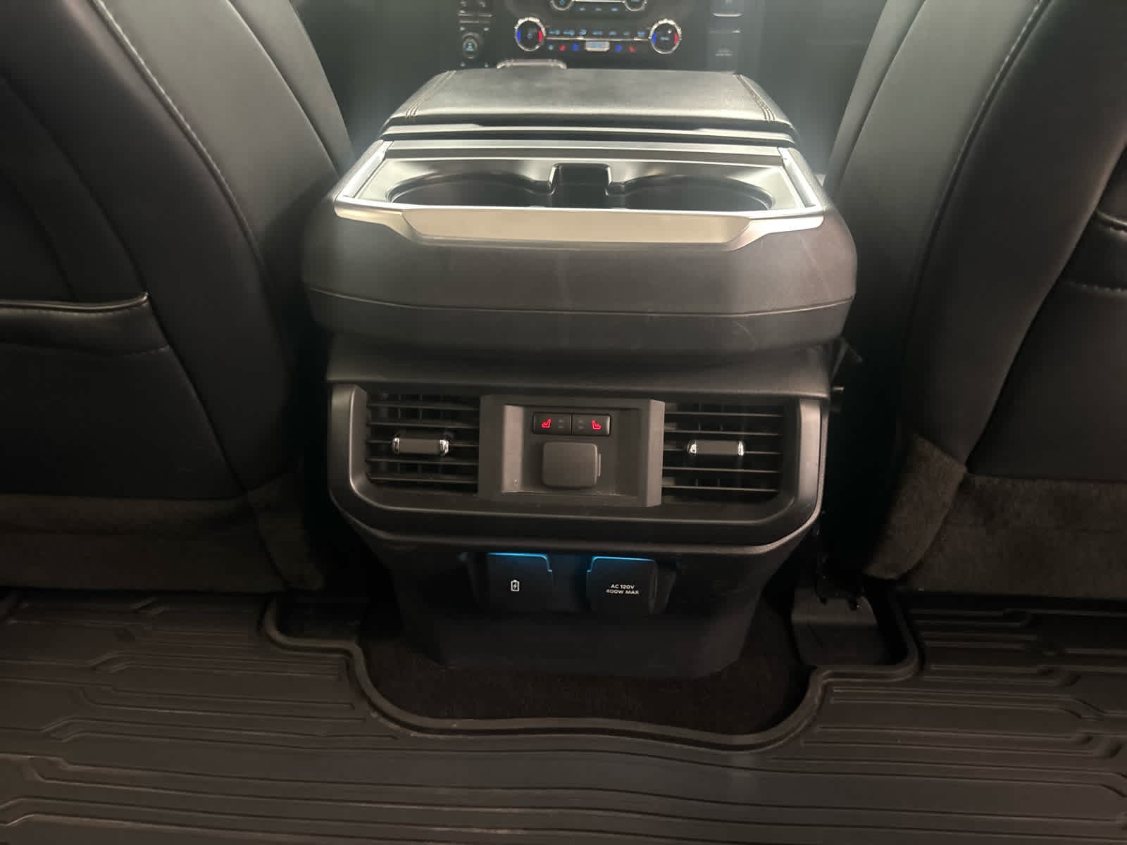 2022 Ford F-150 Raptor - Photo 28