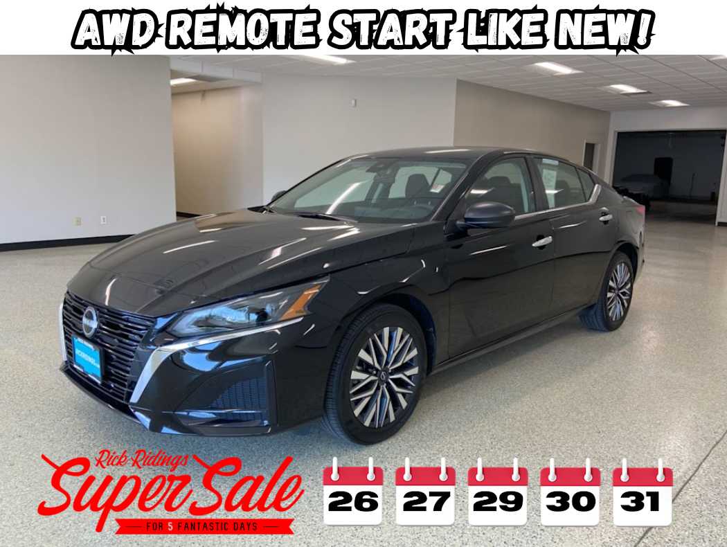 2024 Nissan Altima SV's photo