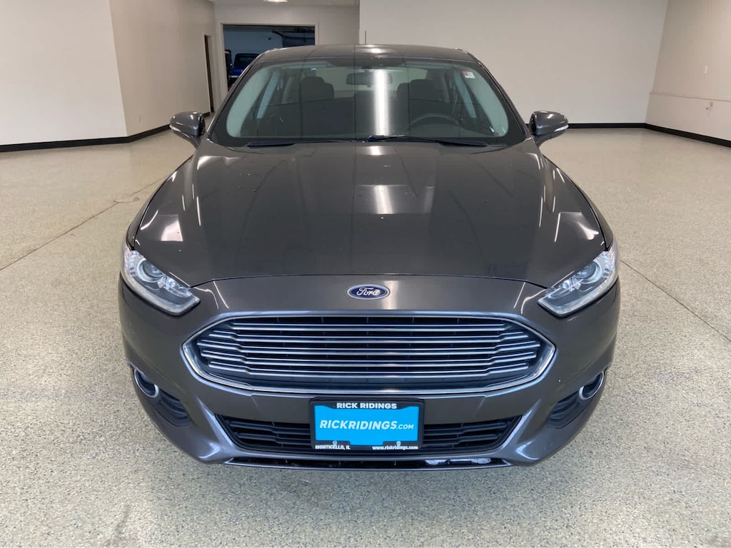 Used 2016 Ford Fusion SE Sdn FWD