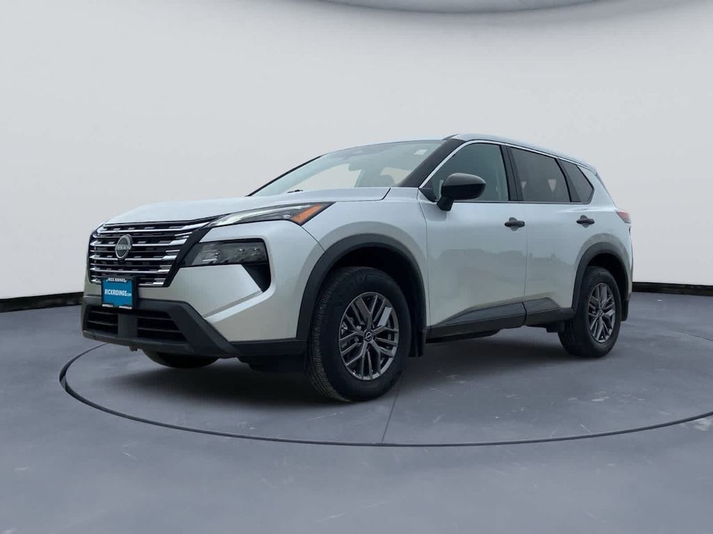 Used 2025 Nissan Rogue S FWD