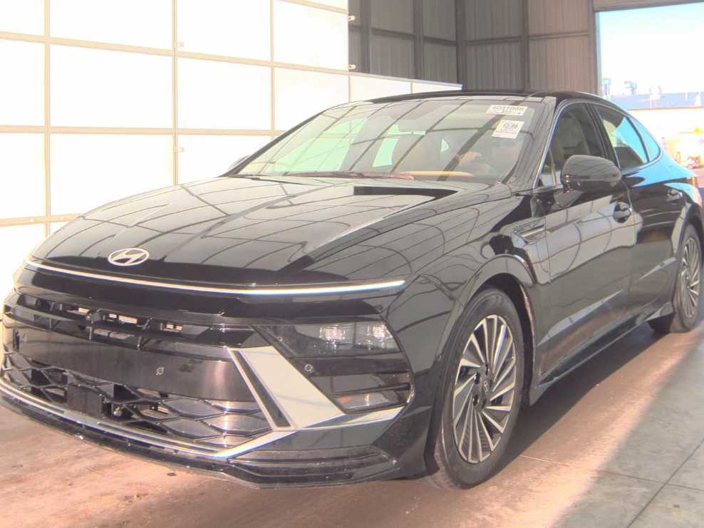 2025 Hyundai Sonata Limited's photo