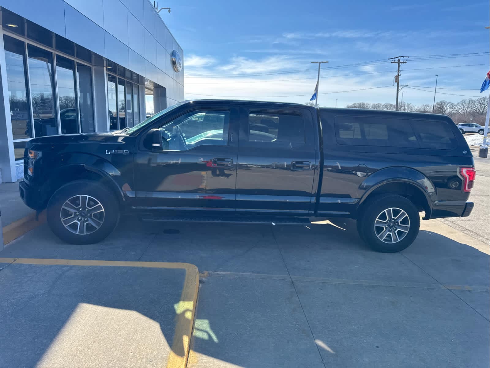 Used 2017 Ford F-150 XLT with VIN 1FTFW1EF7HFB26229 for sale in Monticello, IL