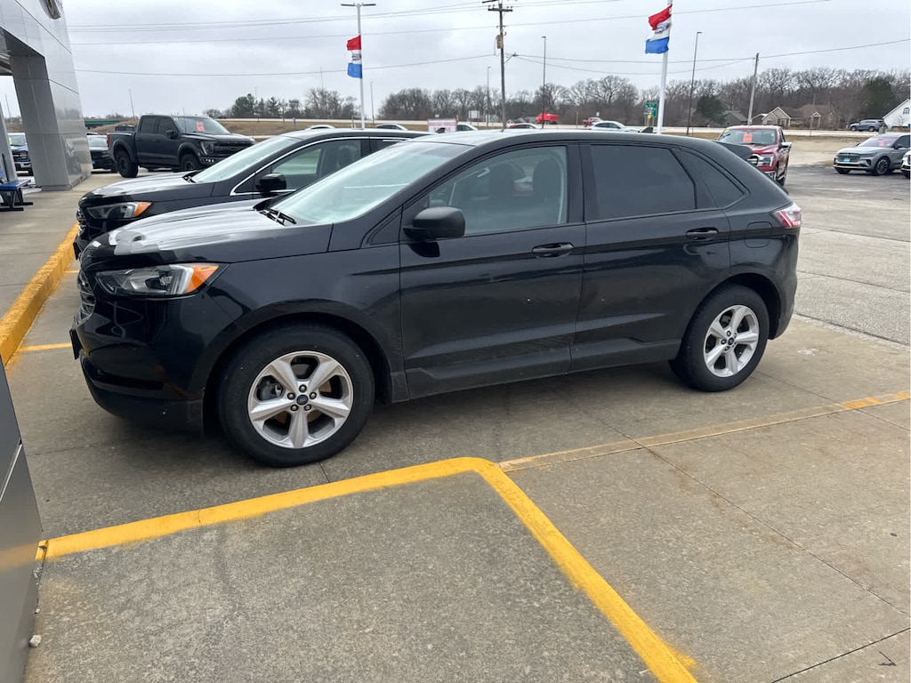 Used 2020 Ford Edge SE FWD