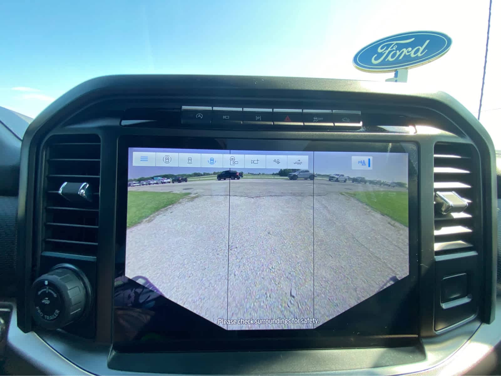 2023 Ford F-150 Raptor - Photo 37