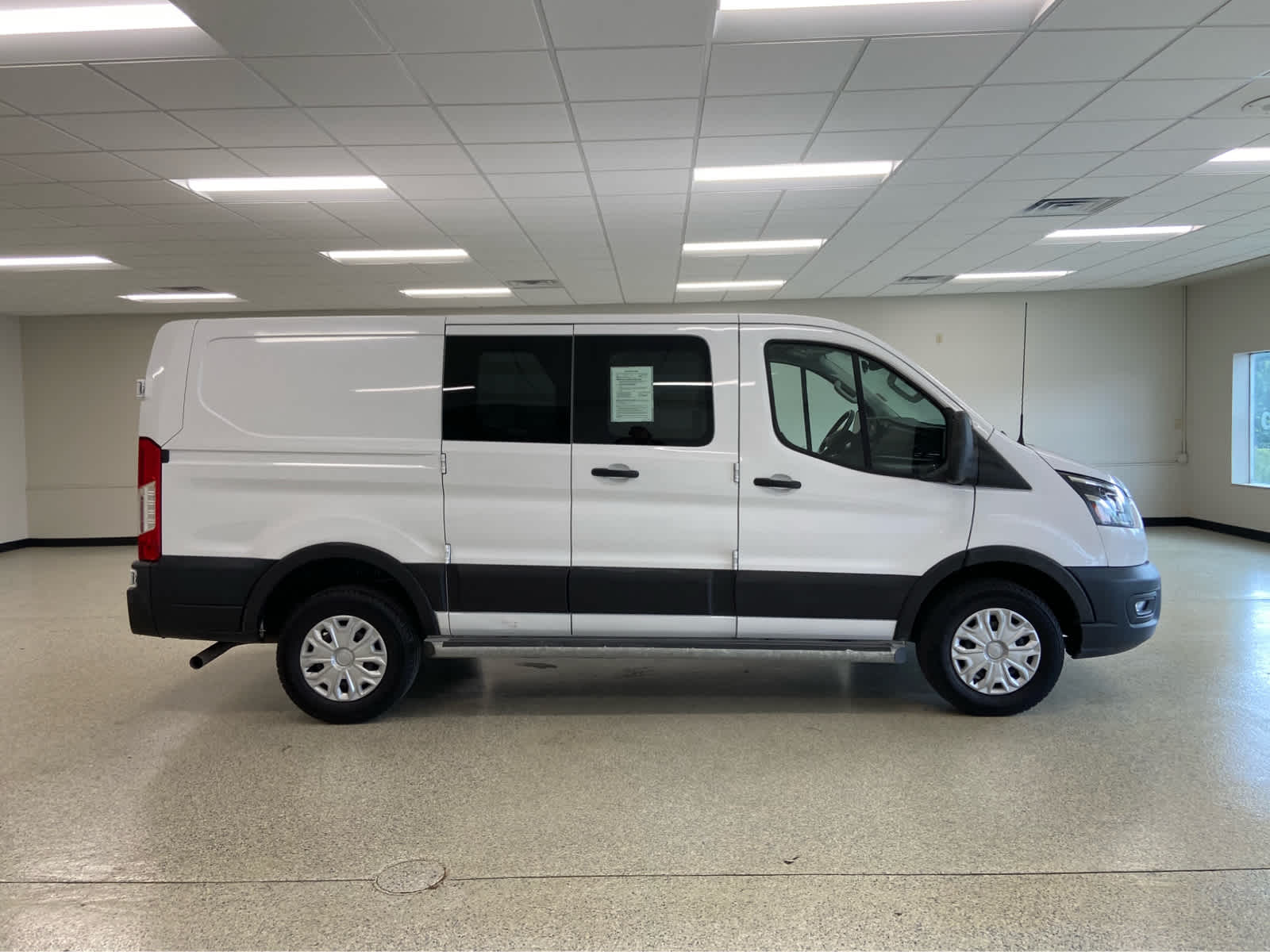 2023 Ford Transit Van photo 4