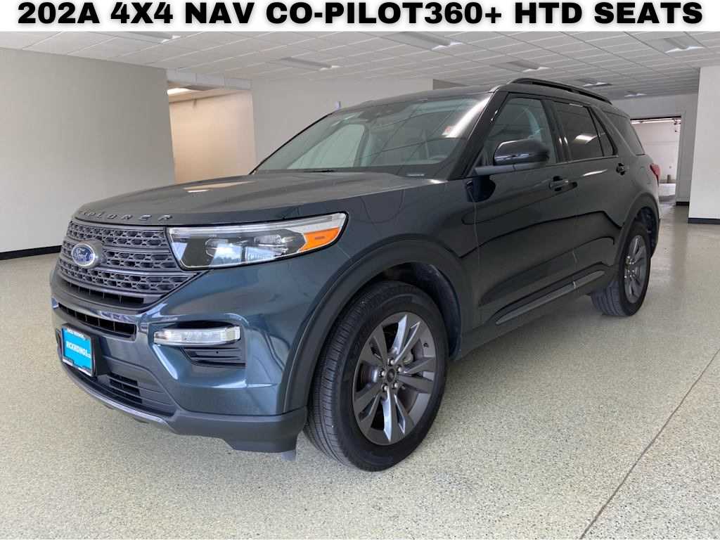 2023 Ford Explorer XLT's photo