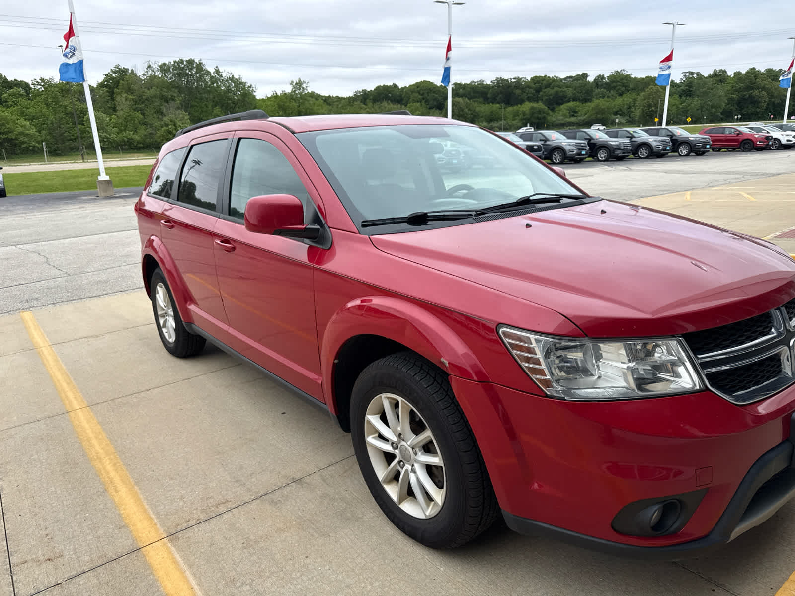 Used 2015 Dodge Journey SXT with VIN 3C4PDCBG7FT587100 for sale in Monticello, IL
