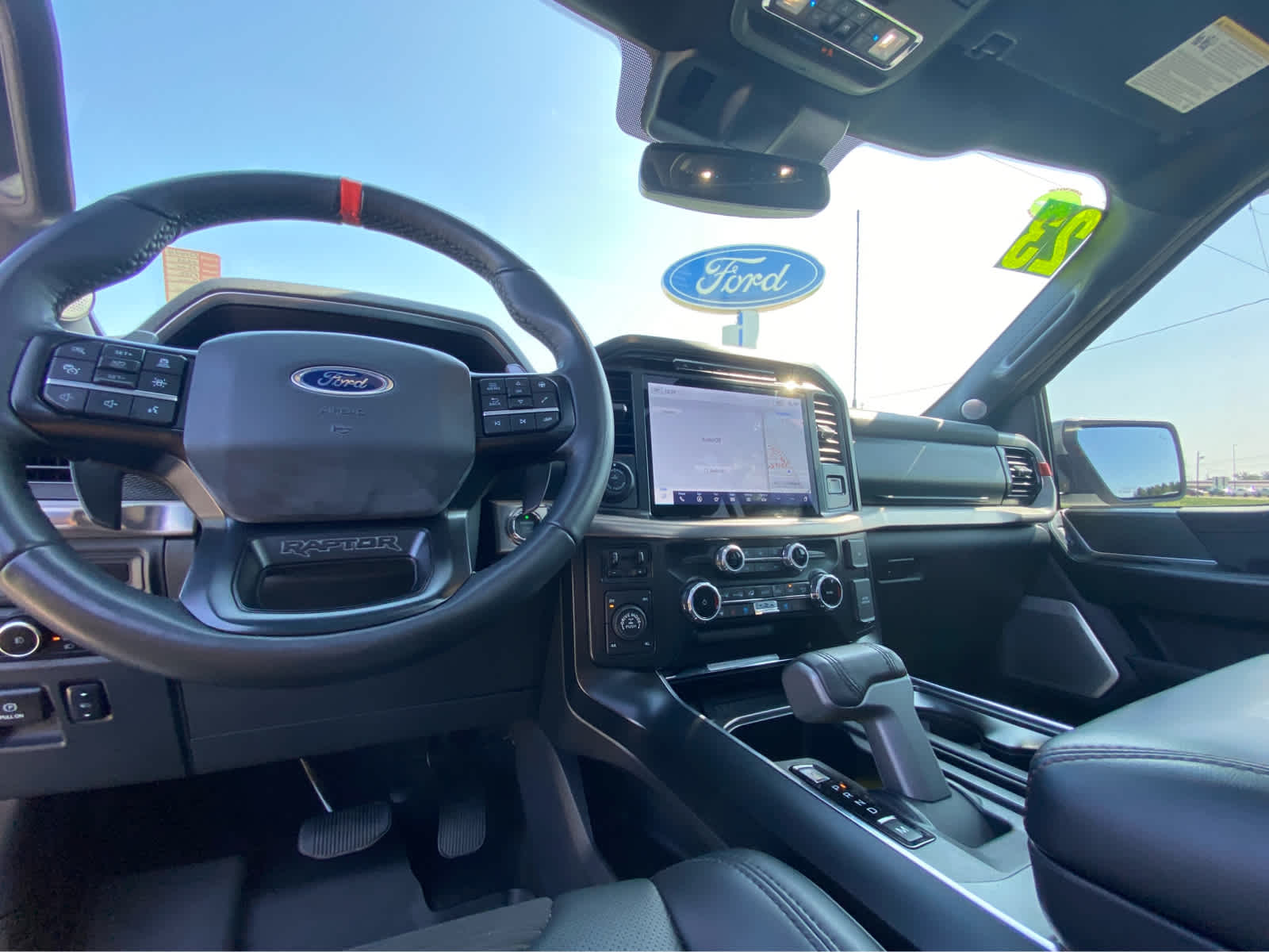 2023 Ford F-150 Raptor - Photo 26