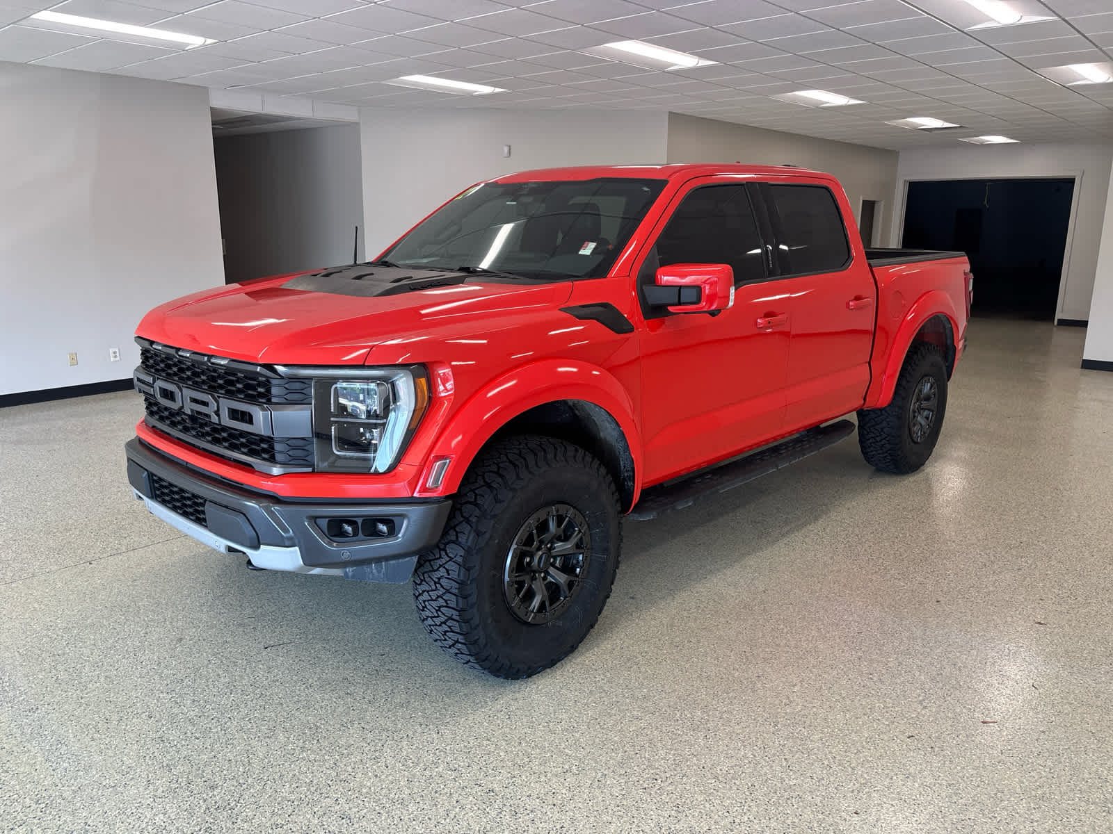 2022 Ford F-150 Raptor - Photo 3
