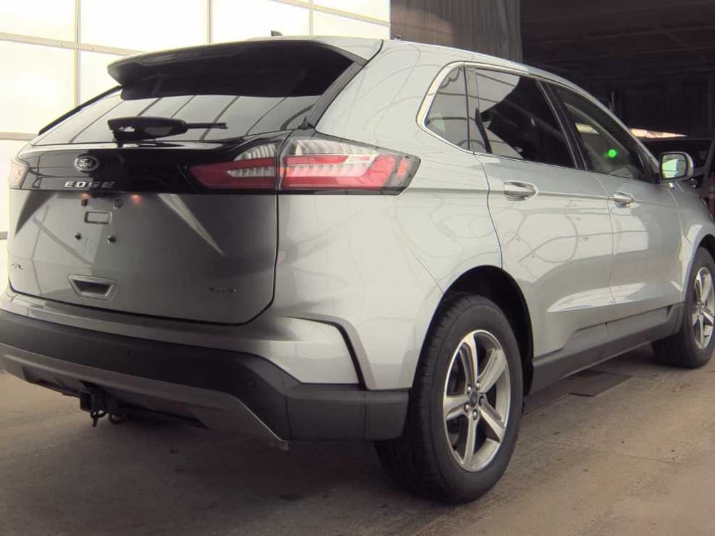 Used 2023 Ford Edge SEL AWD