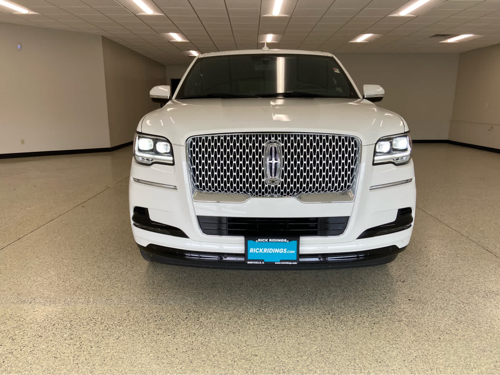 2024 Lincoln Navigator Reserve photo 2