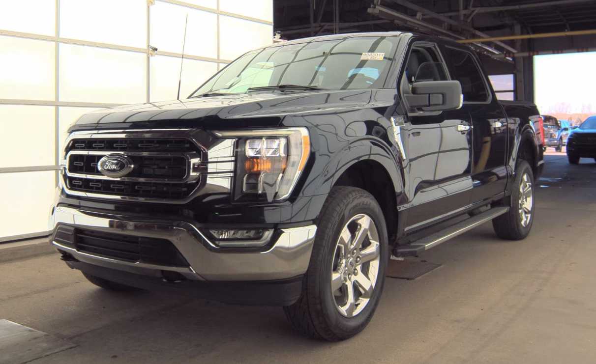 2022 Ford F-150 XLT's photo