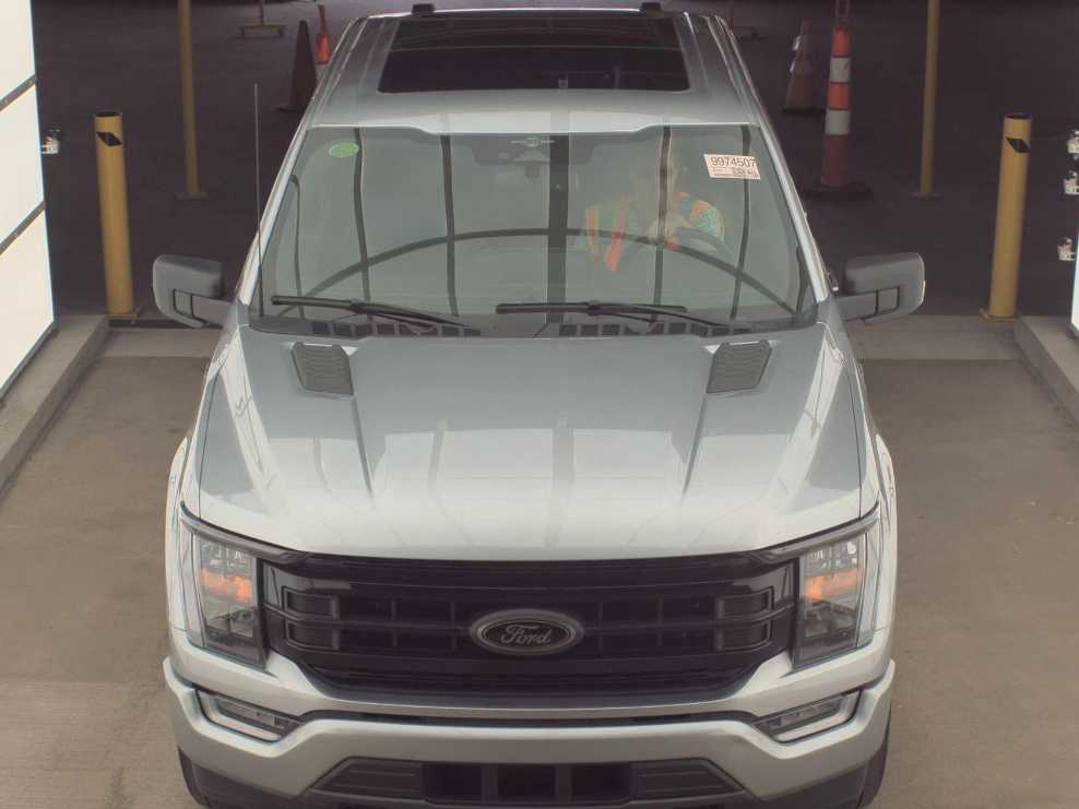 2023 Ford F-150 XLT photo 2