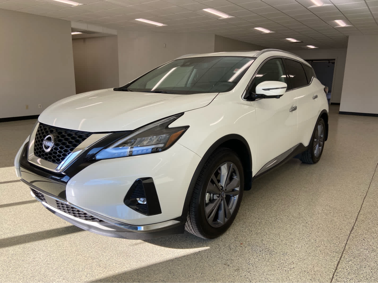 2024 Nissan Murano Platinum's photo