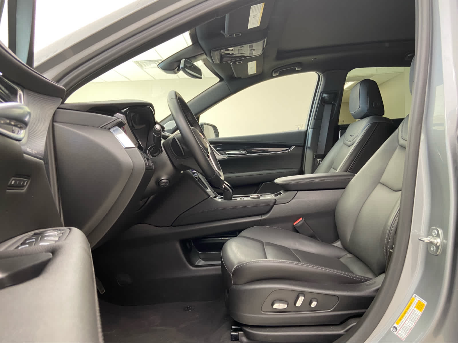 2025 Cadillac XT5 Premium Luxury - Photo 18