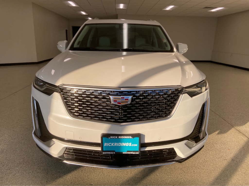 Used 2024 CADILLAC XT6 FWD Premium Luxury