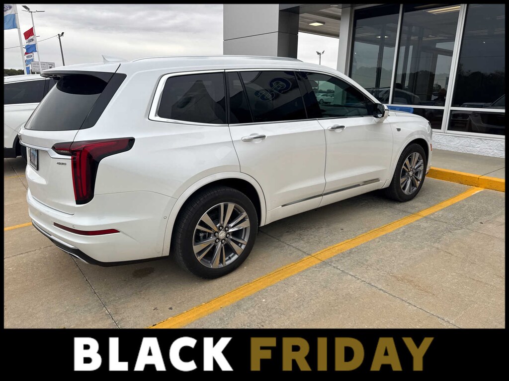 Used 2024 CADILLAC XT6 FWD Premium Luxury