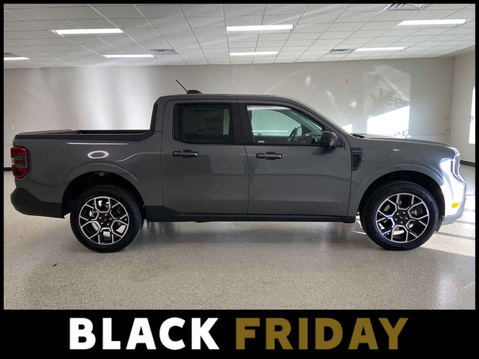 2025 Ford Maverick Lariat photo 4