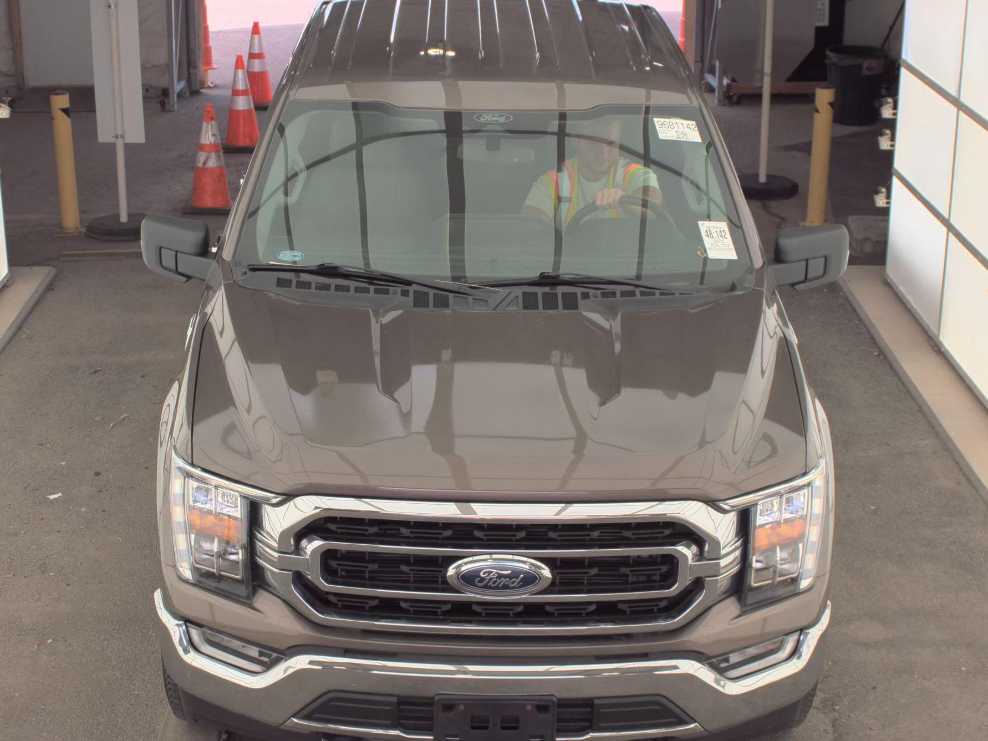 2022 Ford F-150 XLT photo 2
