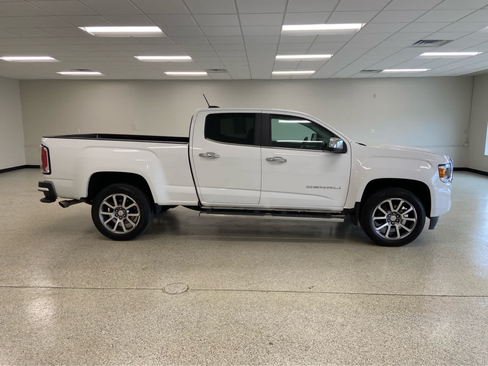2022 Gmc Canyon Denali photo 4