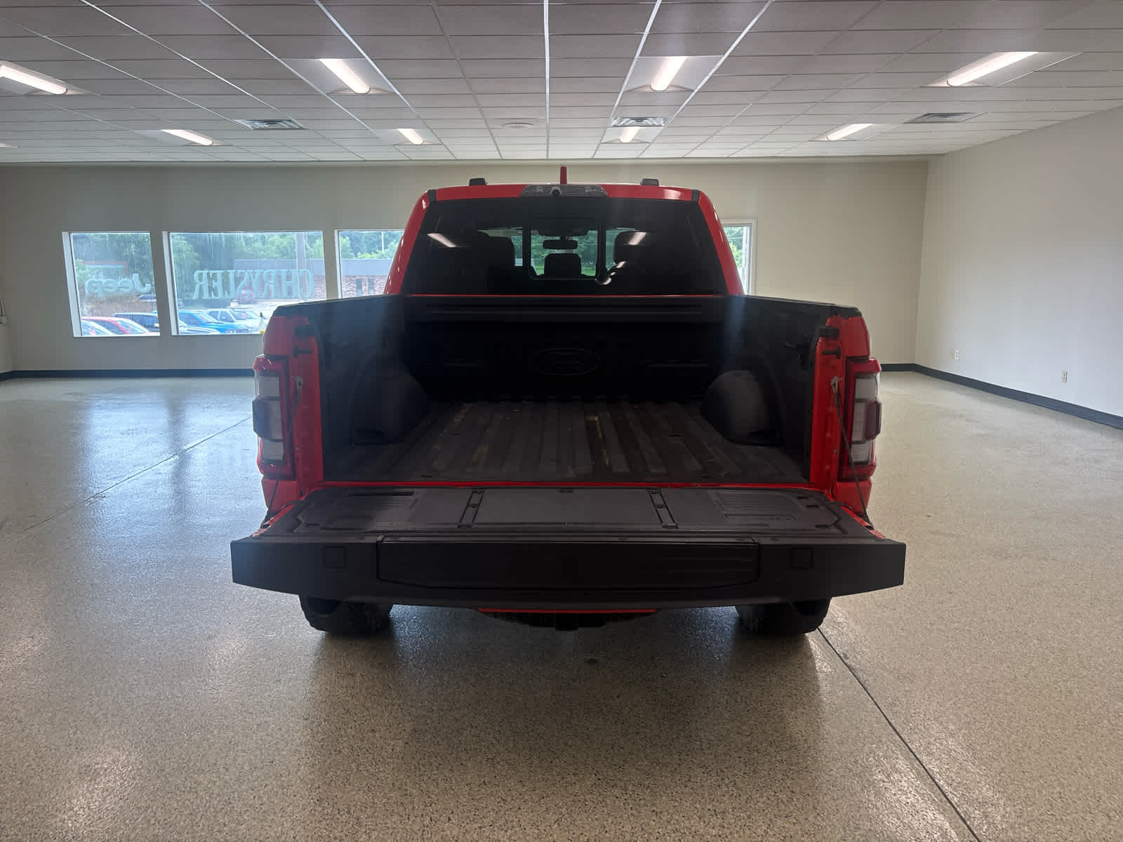 2022 Ford F-150 Raptor - Photo 29