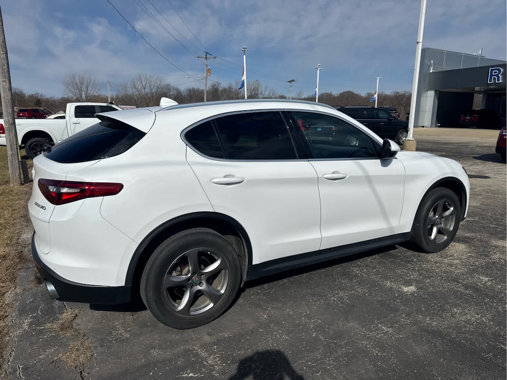 Used 2021 Alfa Romeo Stelvio AWD
