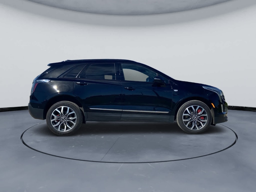 Used 2025 CADILLAC XT5 AWD Sport