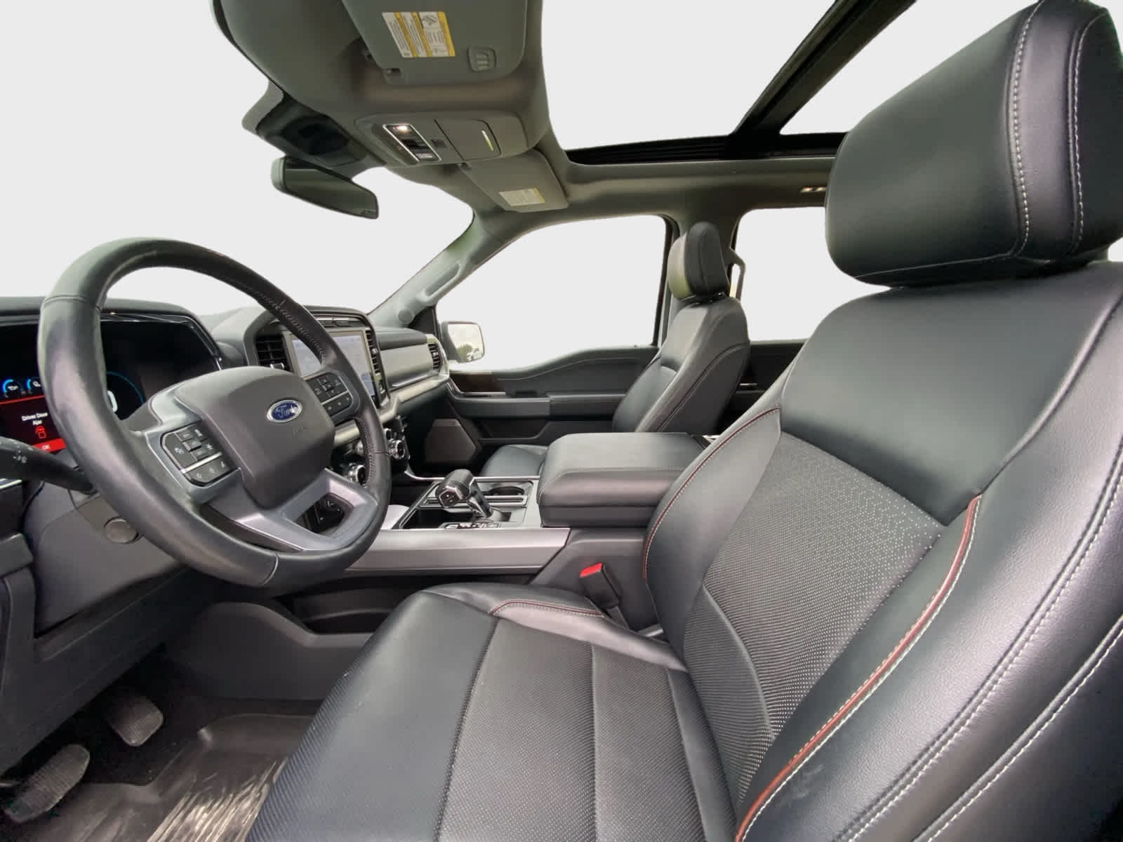 2023 Ford F-150 Lariat - Photo 11