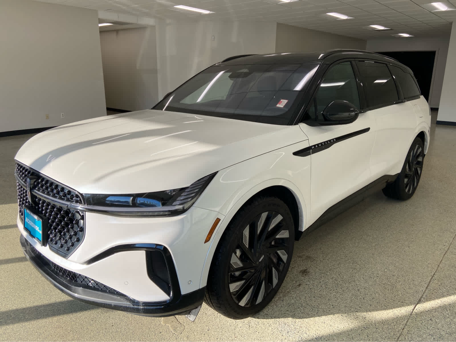 2024 Lincoln Nautilus Reserve's photo