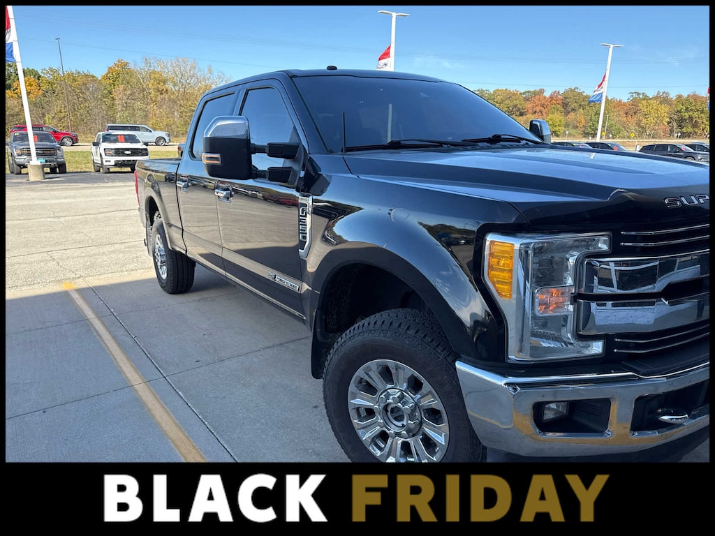 Used 2017 Ford Super Duty F-350 SRW Lariat 4WD Crew Cab 6.75 Box 4WD Crew Cab 6.75 Box