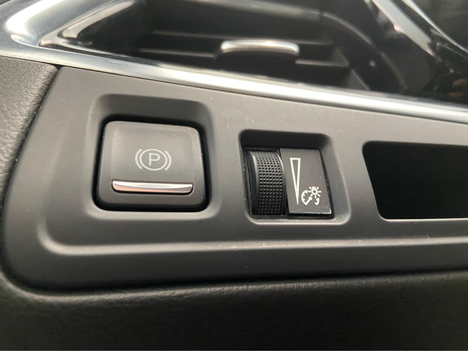 2025 Cadillac XT5 Premium Luxury - Photo 36