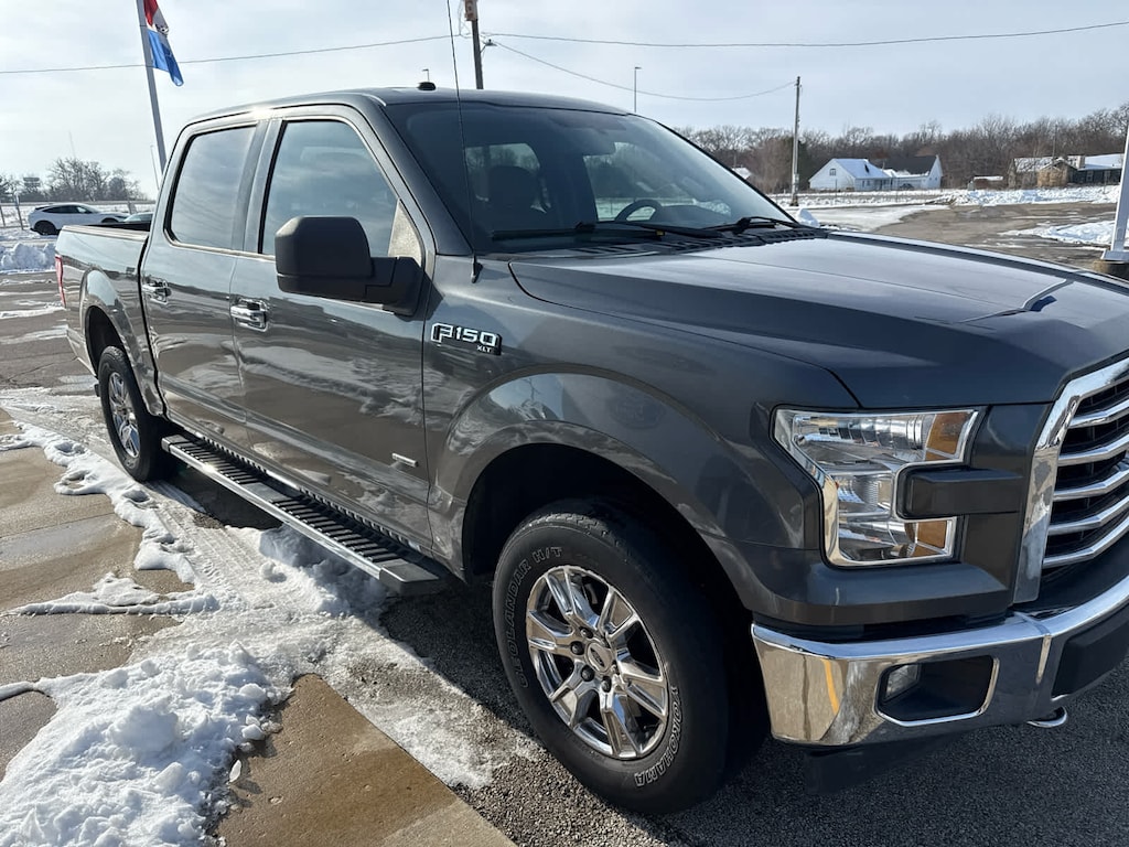 Used 2017 Ford F-150 XLT 4WD Supercrew 5.5 Box 4WD SuperCrew 5.5 Box