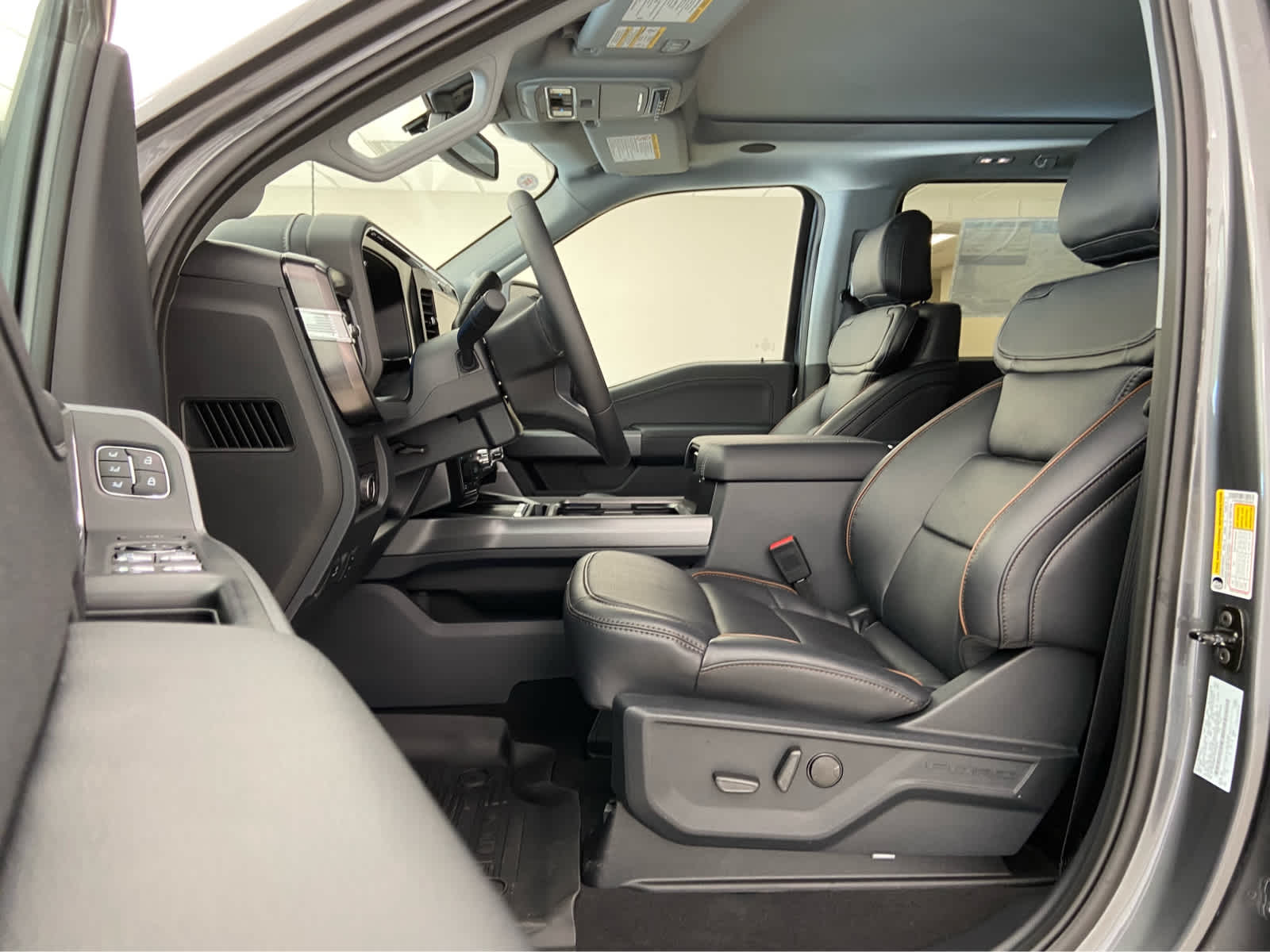 2026 Ford F-250 Super Duty Lariat - Photo 11