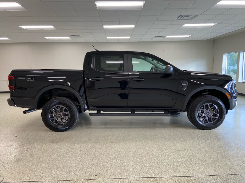 New 2025 Ford Ranger XLT 4WD Supercrew 5 Box 4WD SuperCrew 5 Box