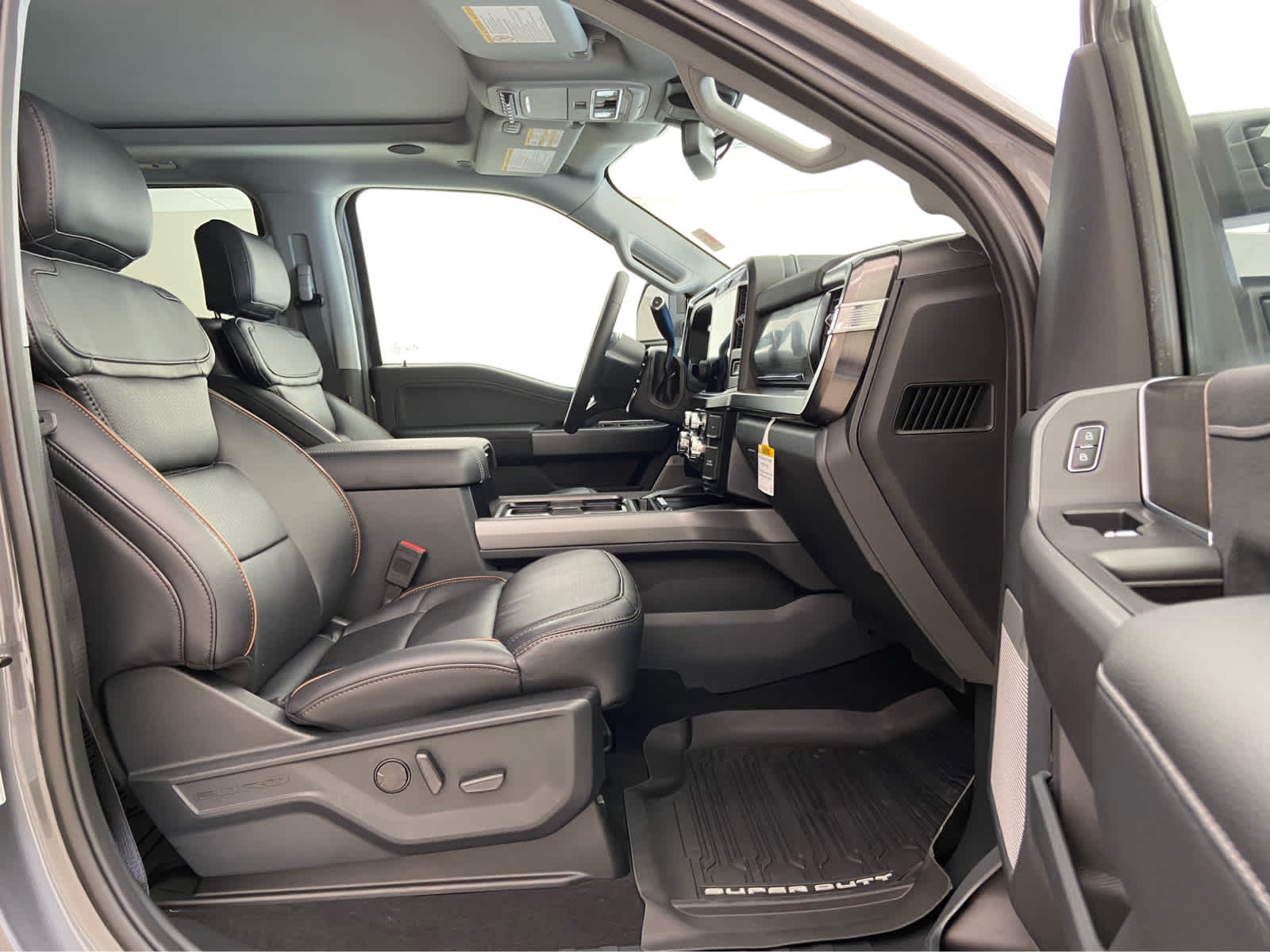 2026 Ford F-250 Super Duty Lariat - Photo 14