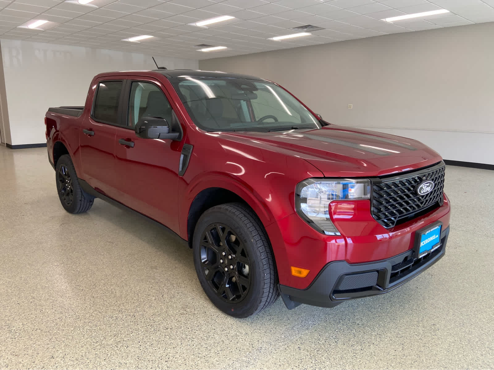 2025 Ford Maverick XLT photo 2
