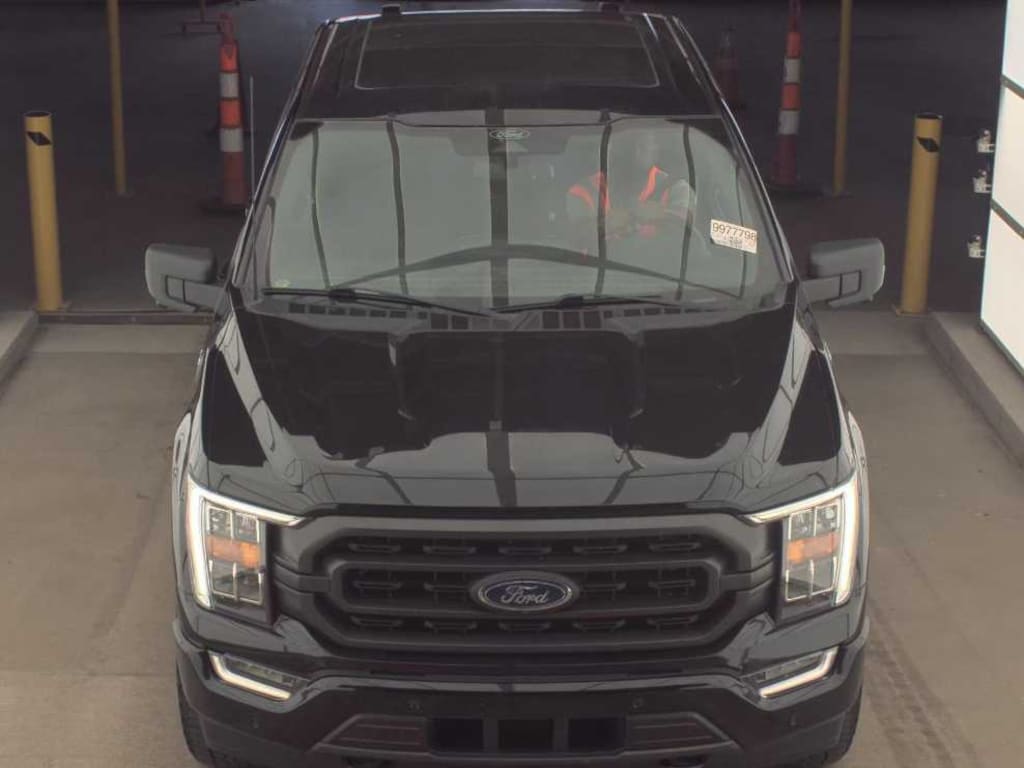 Used 2022 Ford F-150 XLT 4WD Supercrew 5.5 Box 4WD SuperCrew 5.5 Box