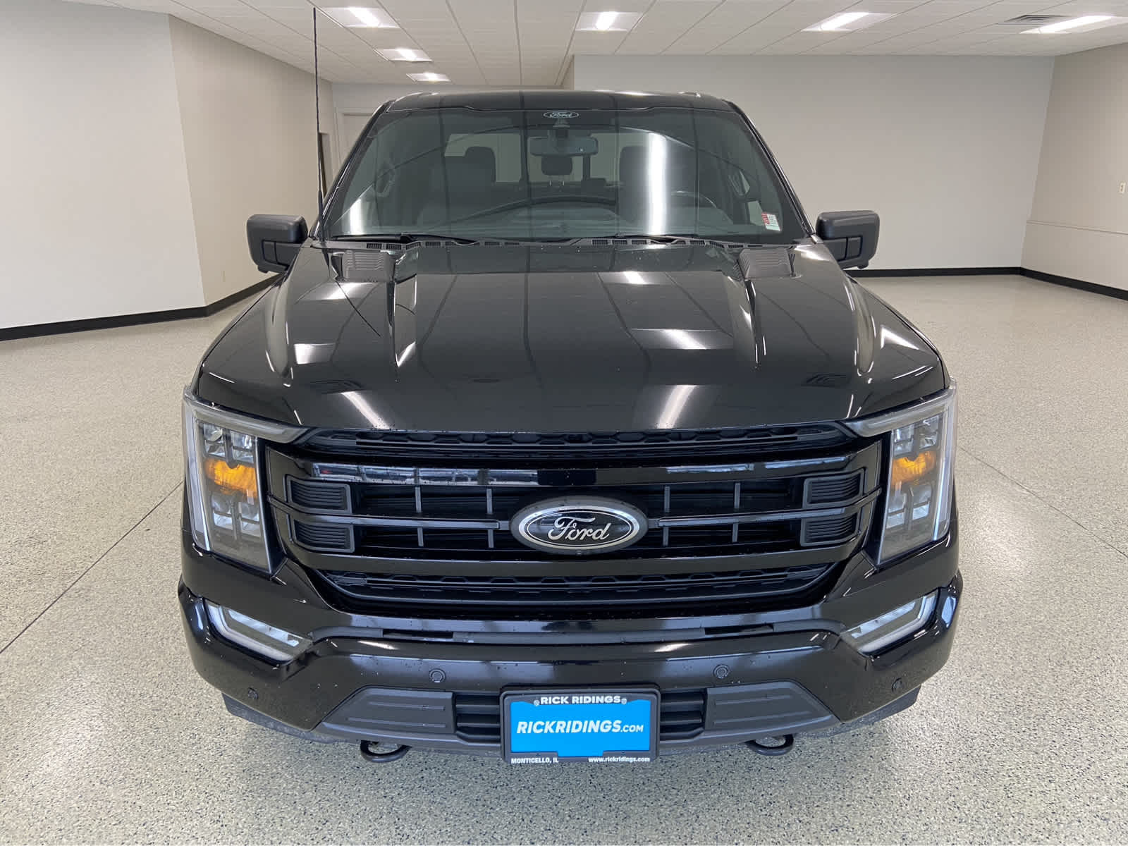 Used 2022 Ford F-150 XLT with VIN 1FTFW1E50NFA94968 for sale in Monticello, IL