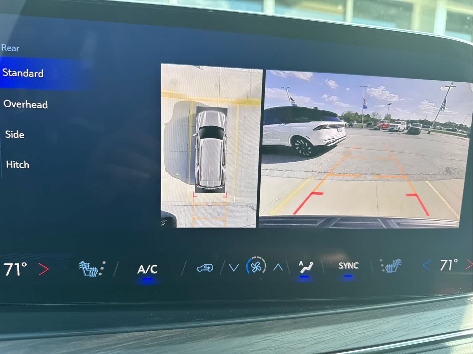 2025 Chevrolet Tahoe Z71 photo 4