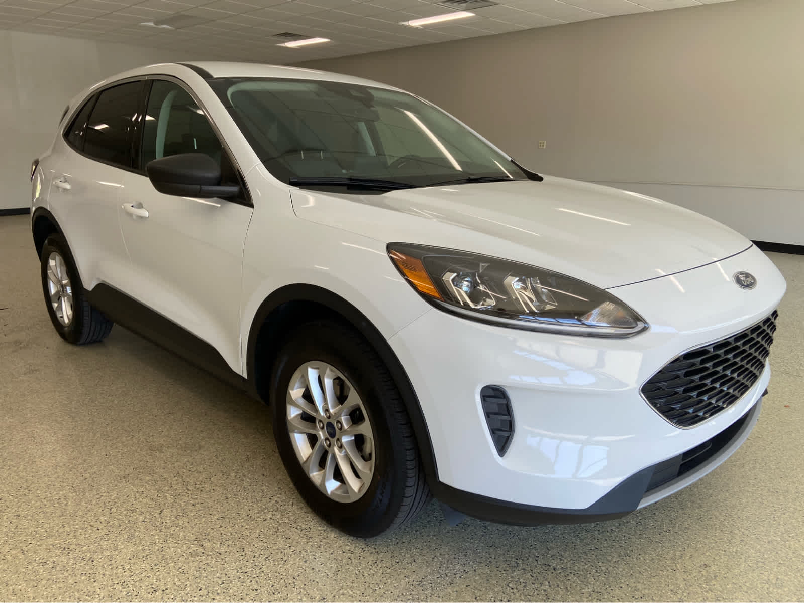 2022 Ford Escape SE photo 3